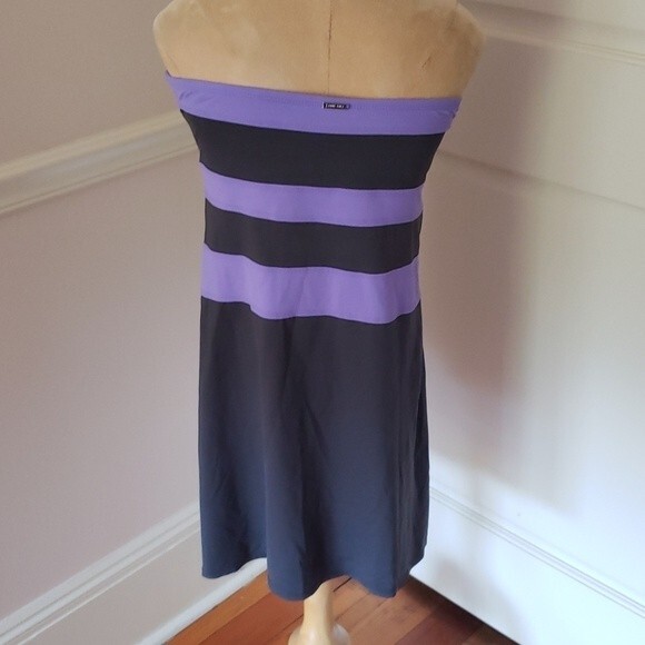 Swim cover-up Size M. Like New. Grey and light Purple.Has a Built in Bra. - Picture 2 of 3